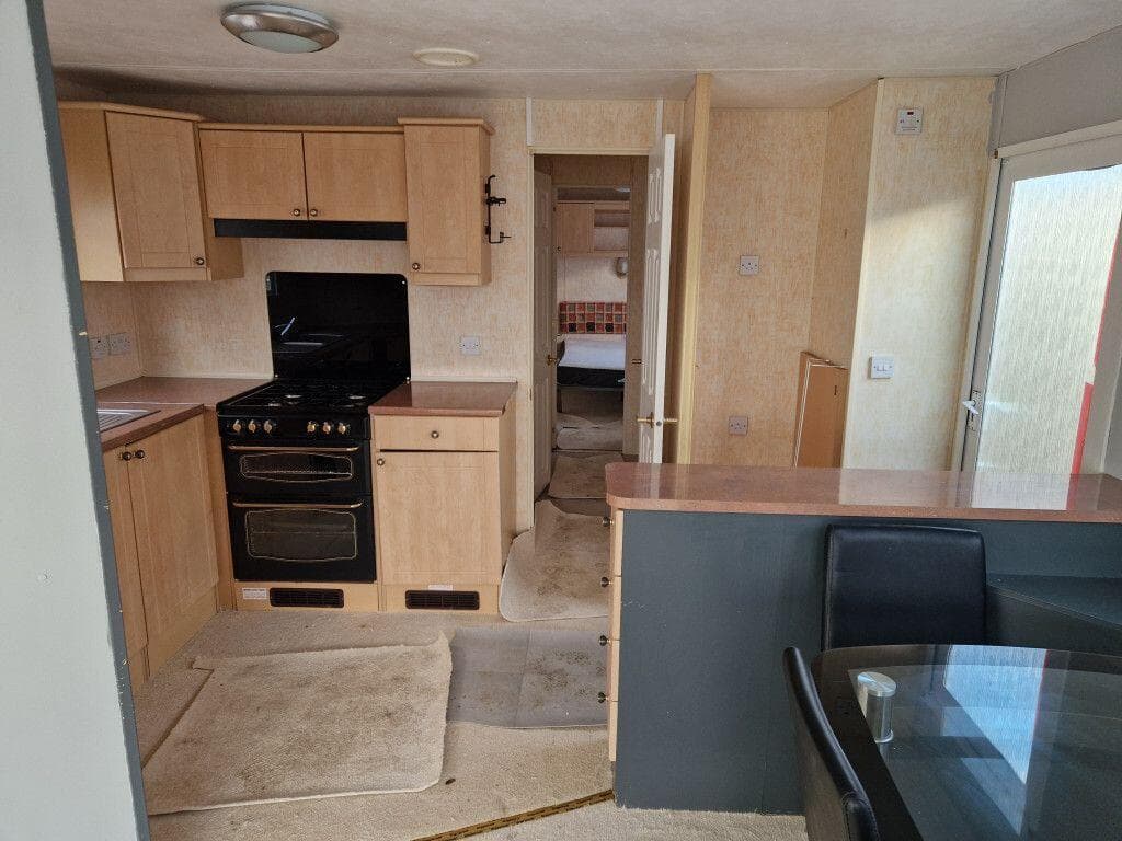 BK Bluebird Parkstone - image 4