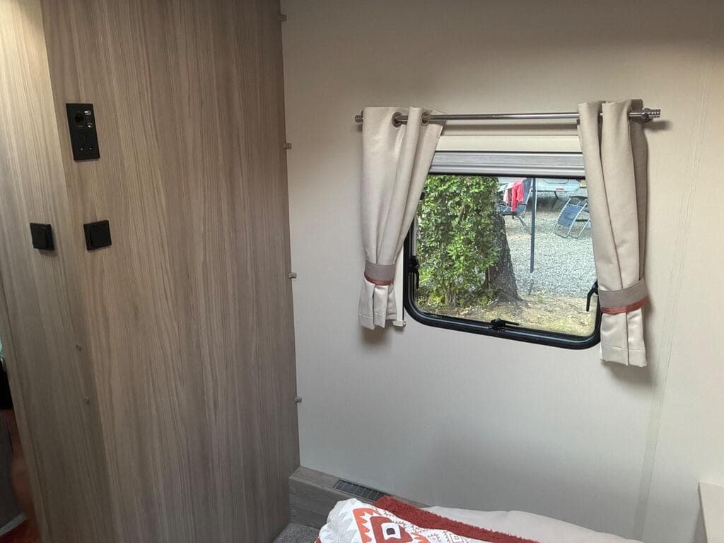 Elddis Crusader - image 18