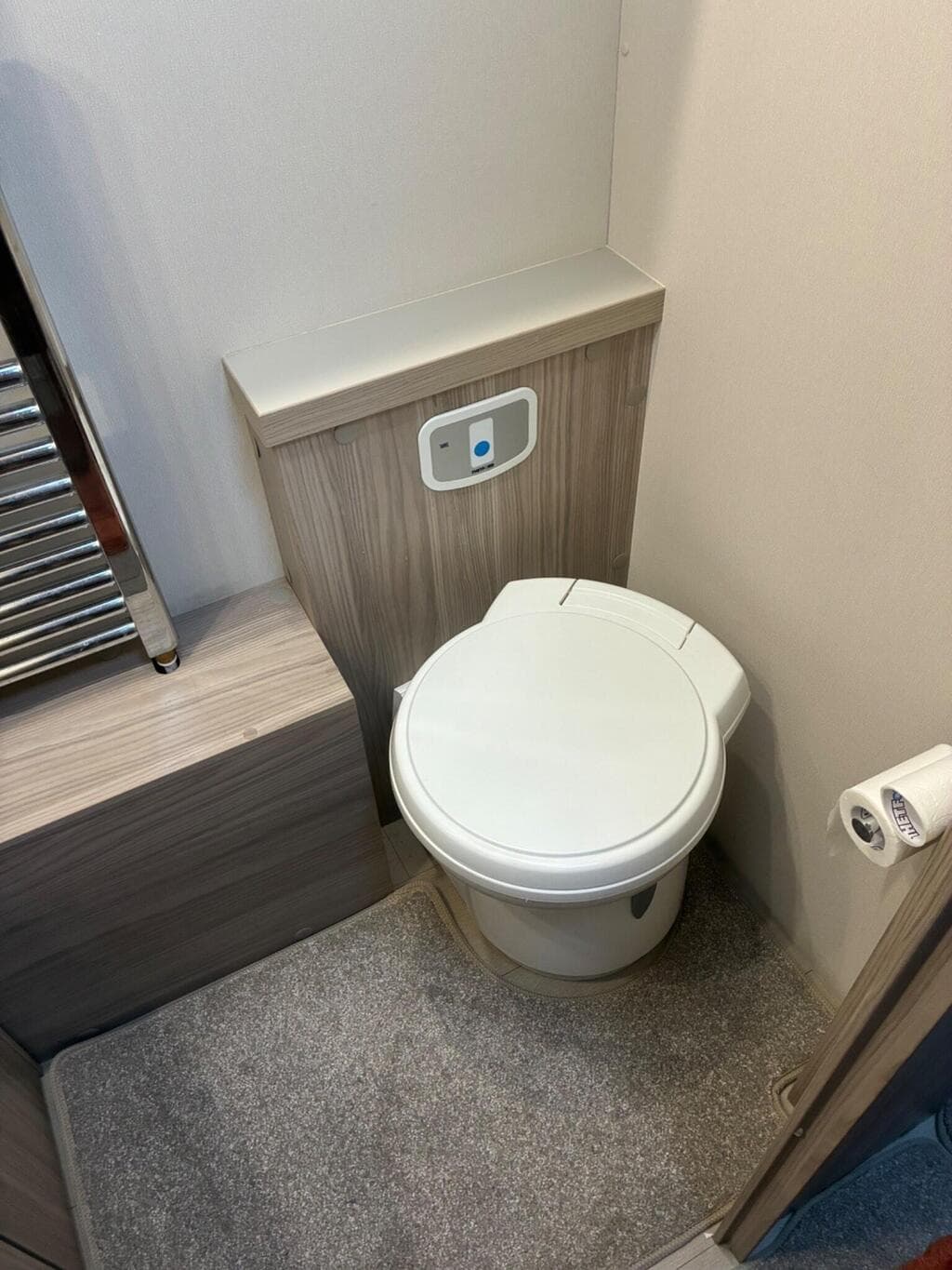 Elddis Crusader - image 21
