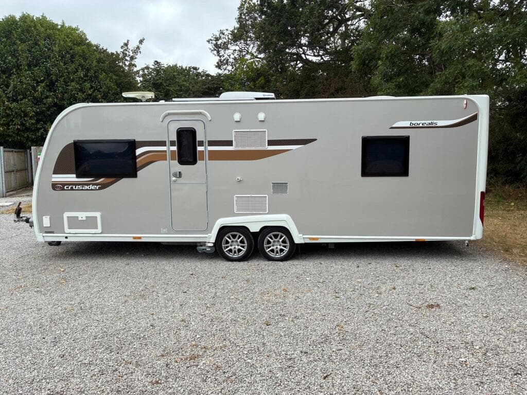 Elddis Crusader - image 4