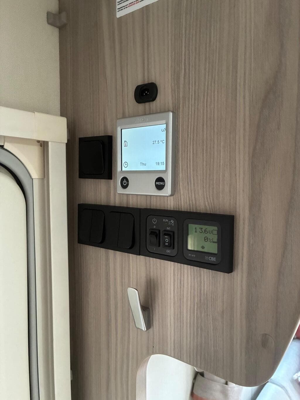 Elddis Crusader - image 7
